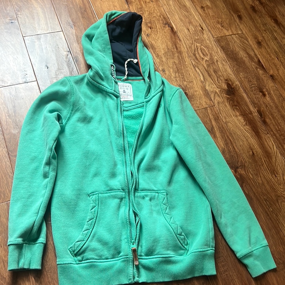 Hoody size 10-11 boys